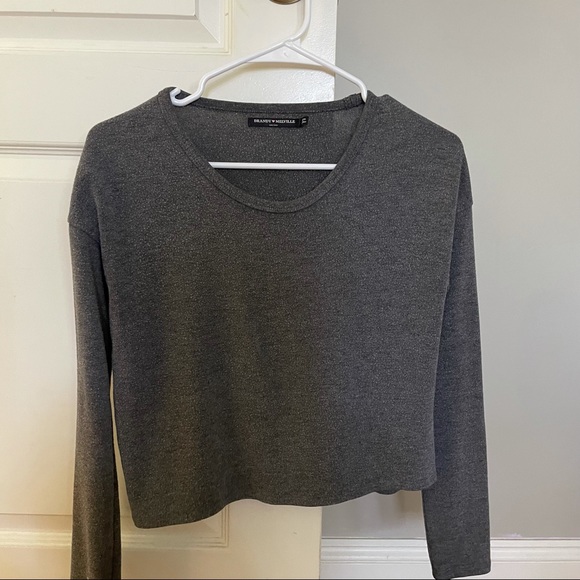 Brandy Melville Long Sleeve Top Bundle of 3 - Picture 3 of 6